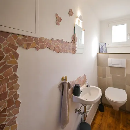 Lepold's Balkenzauber - Zentral, Mit Kamin Und Weinbergblick, Fuer 6 Personen, Familienfreundlich شقة *