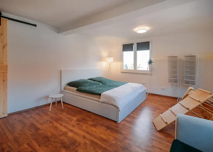 Lepold's Balkenzauber - Zentral, Mit Kamin Und Weinbergblick, Fuer 6 Personen, Familienfreundlich Apartamento