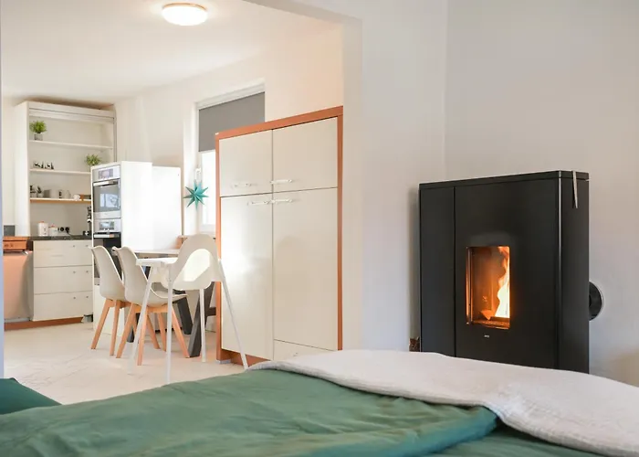 Apartamento Lepold's Balkenzauber - Zentral, Mit Kamin Und Weinbergblick, Fuer 6 Personen, Familienfreundlich